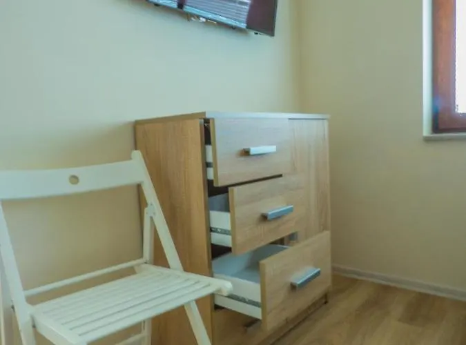 Daire Private In Cypress Complex 15 *